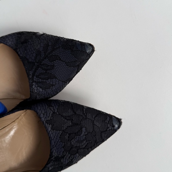 Valentino Garavani Black Lace Slip On Pointed Toe Heels Pumps Shoes Size 37 - Picture 4 of 17